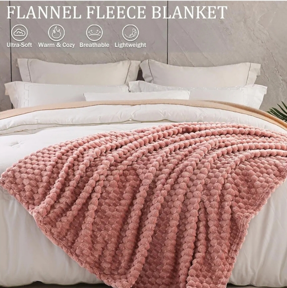 Super Cozy Plush Boho  Salmon Colored Throw Blanket NWT - Picture 2 of 5